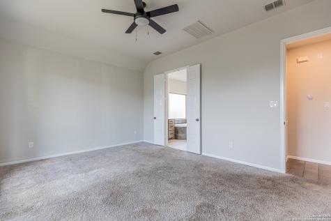9438 Iron Keeper San Antonio TX 78254