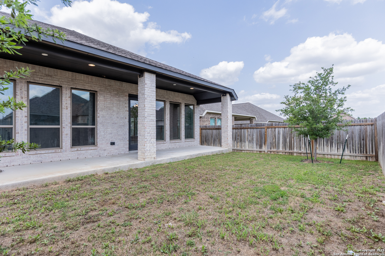 9438 Iron Keeper San Antonio TX 78254