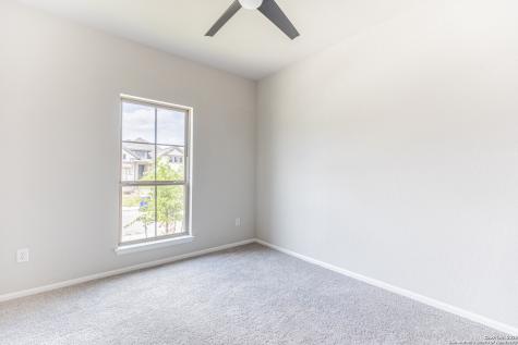 9438 Iron Keeper San Antonio TX 78254