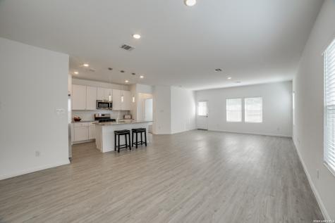 8706 Lamus Wheel San Antonio TX 78254