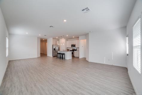 8706 Lamus Wheel San Antonio TX 78254