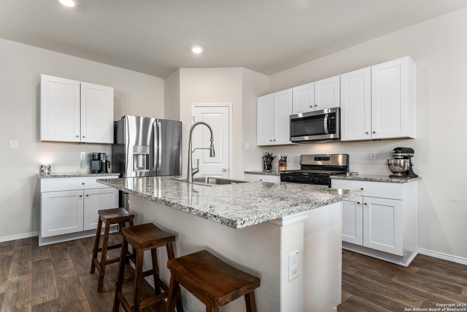 3127 Keuka Park Drive San Antonio TX 78245