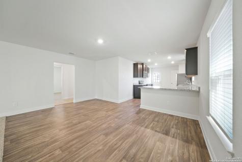 7326 Sharma Valley San Antonio TX 78252
