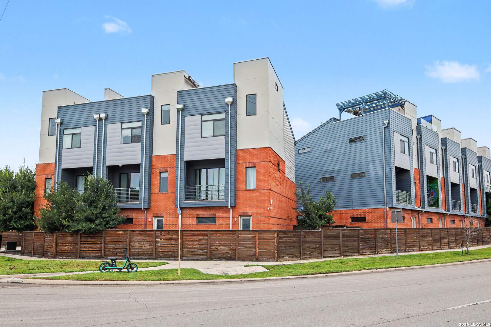 1606 N Hackberry San Antonio TX 78208