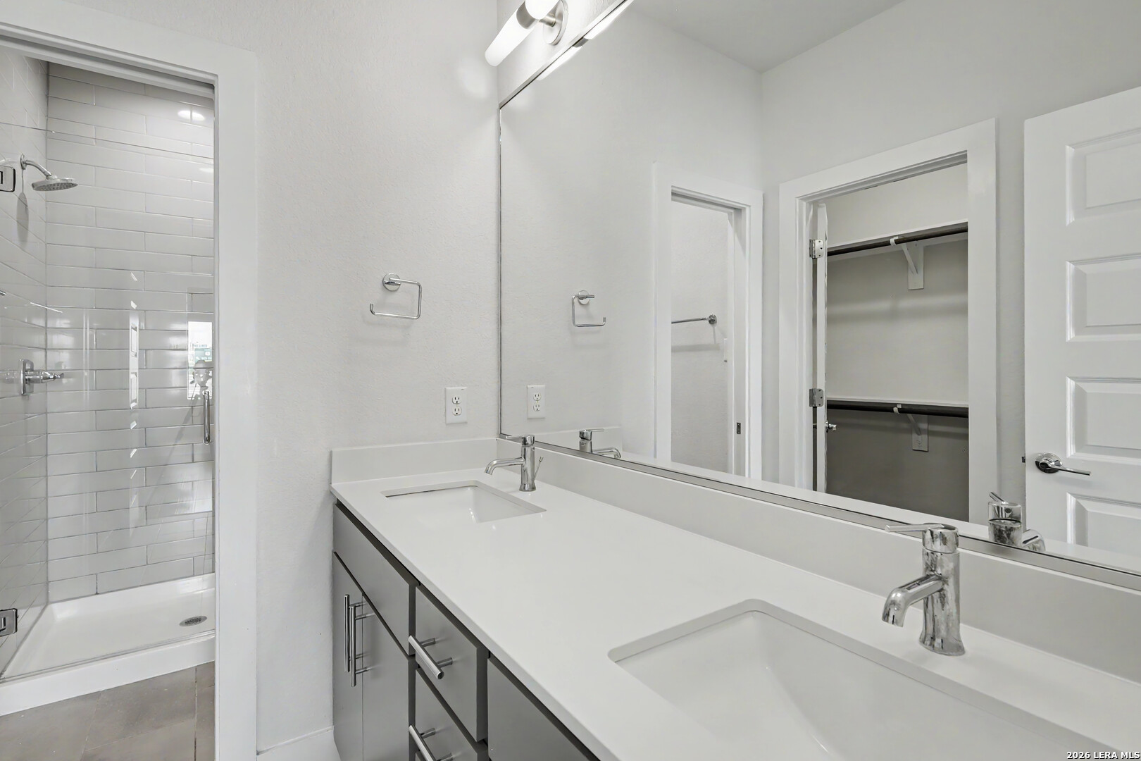 1606 N Hackberry San Antonio TX 78208