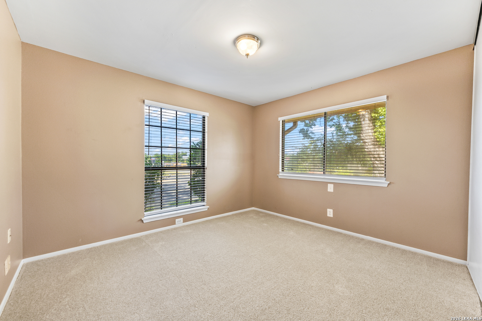 5801 Royal Ridge San Antonio TX 78239