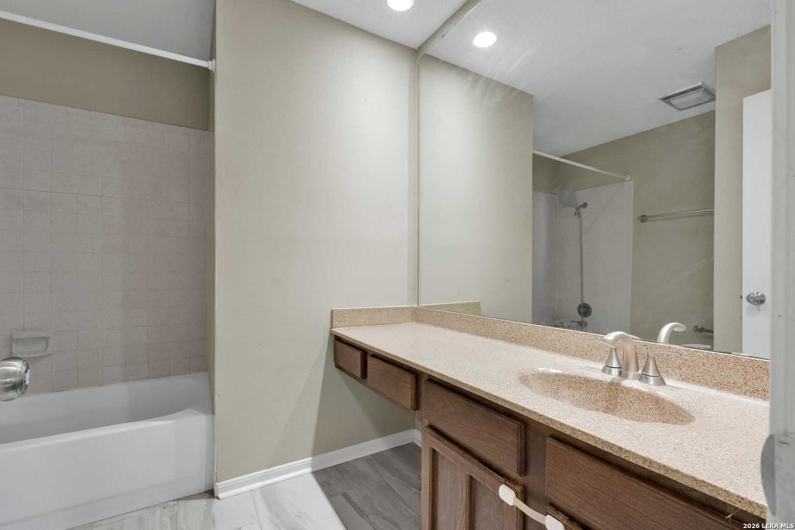 6327 Silver Fox San Antonio TX 78247