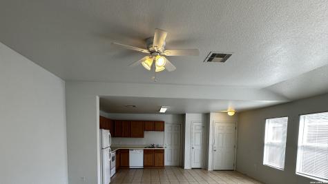 15319 Kamary San Antonio TX 78247