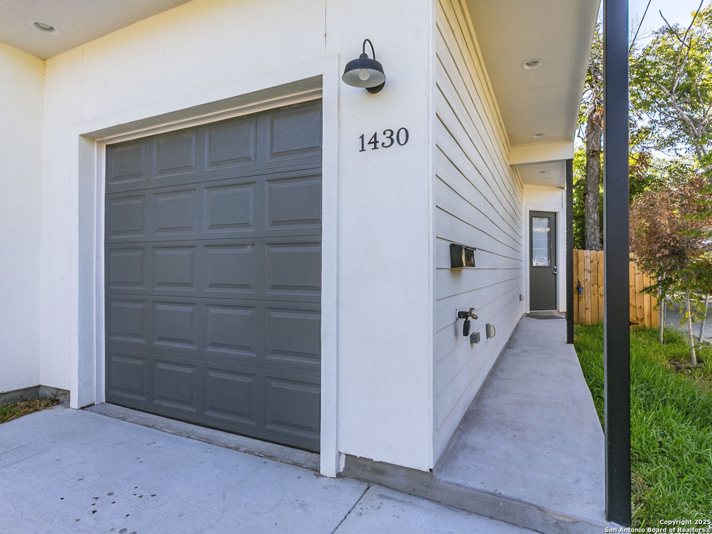 1430 Hays San Antonio TX 78202