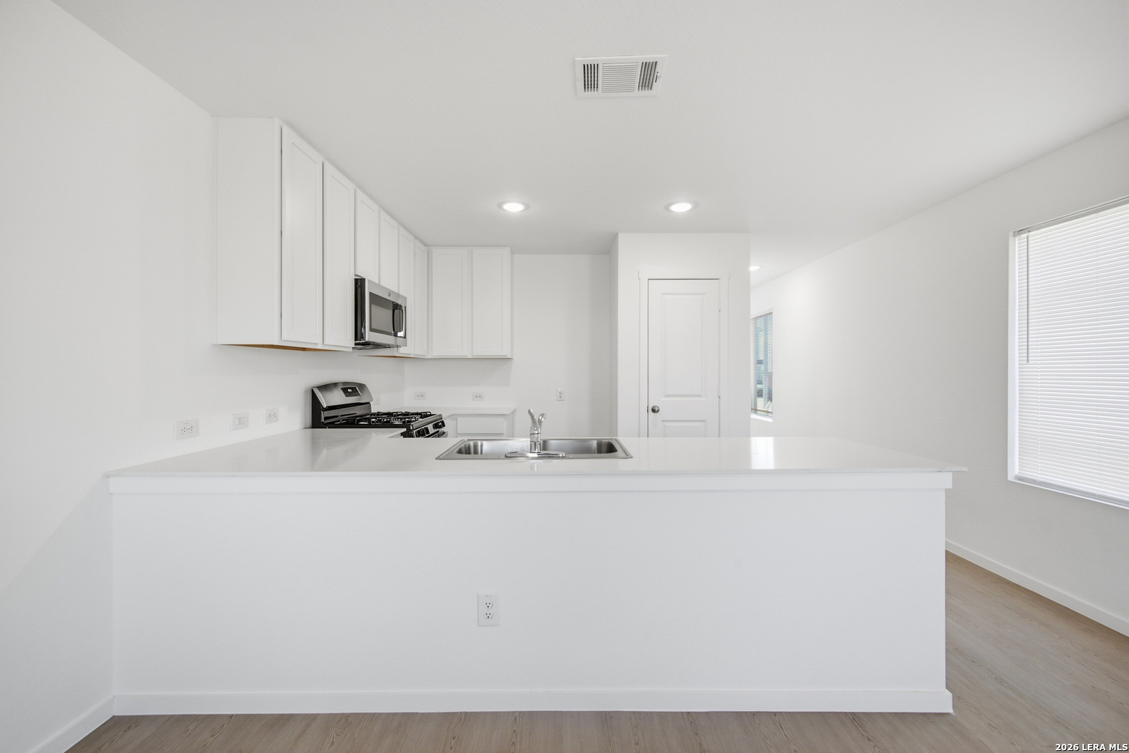 4909 Winecup Cove Converse TX 78109