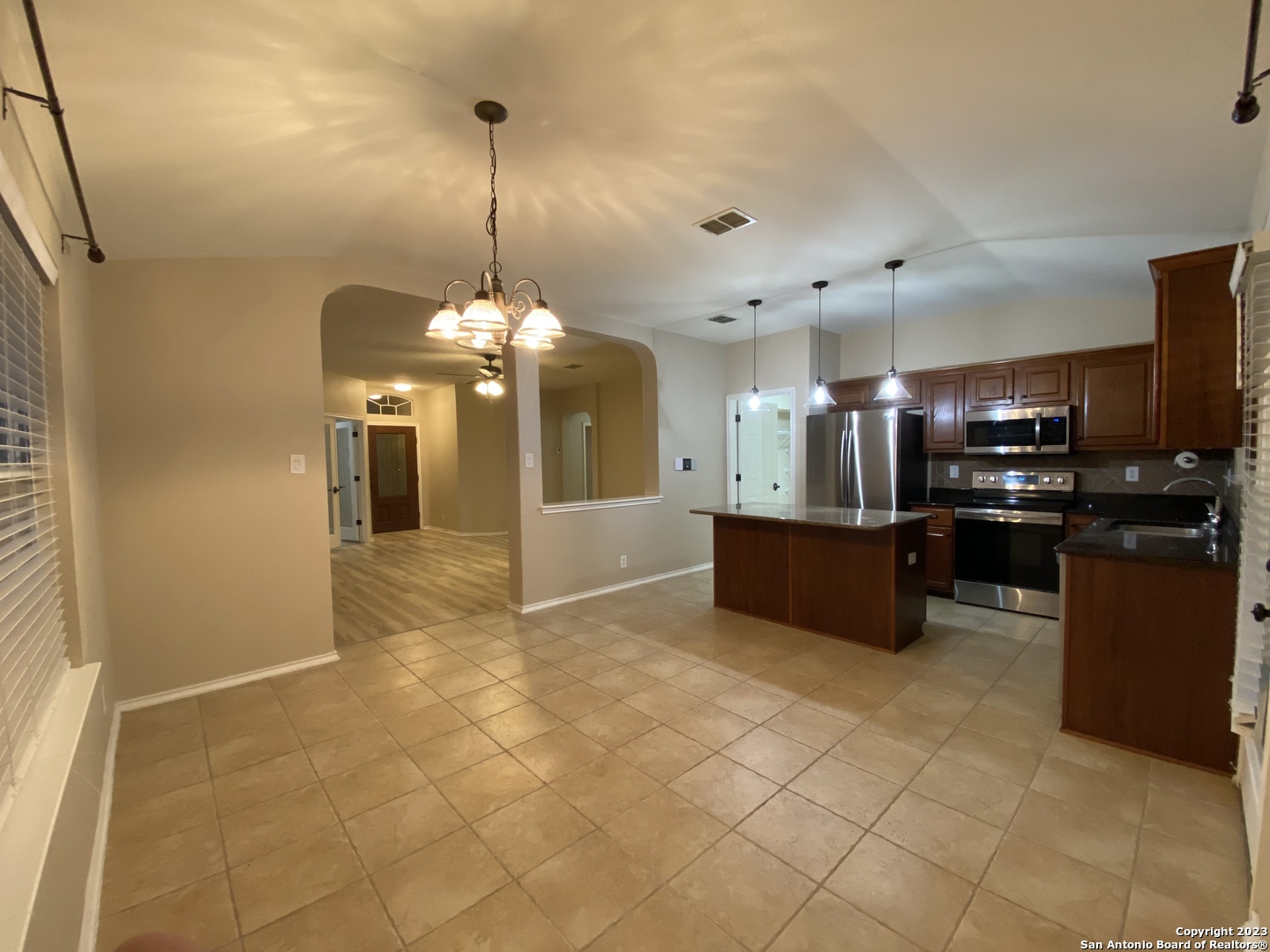 8935 Liberty View Converse TX 78109