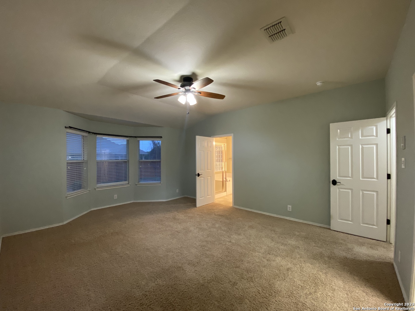 8935 Liberty View Converse TX 78109