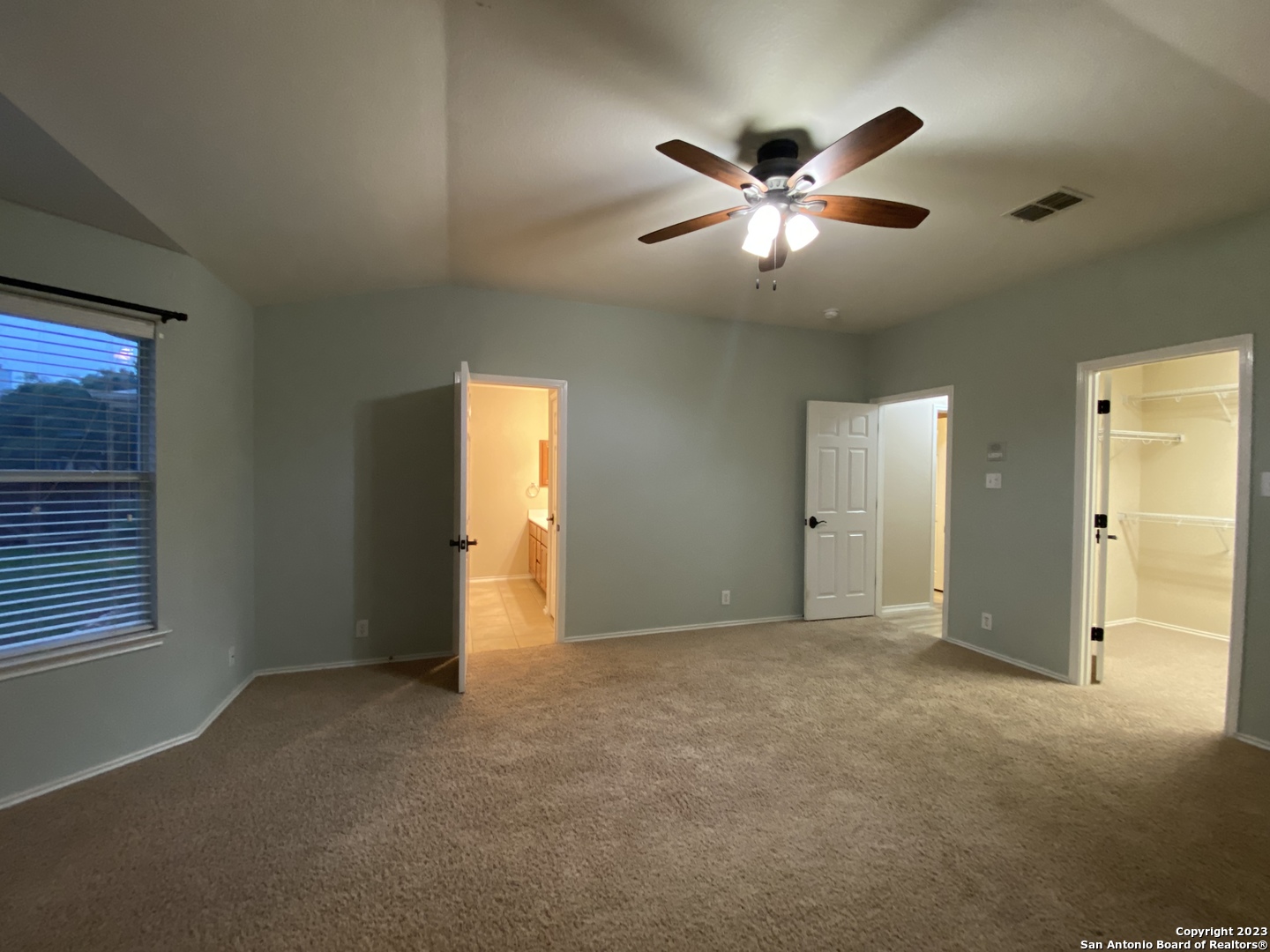 8935 Liberty View Converse TX 78109