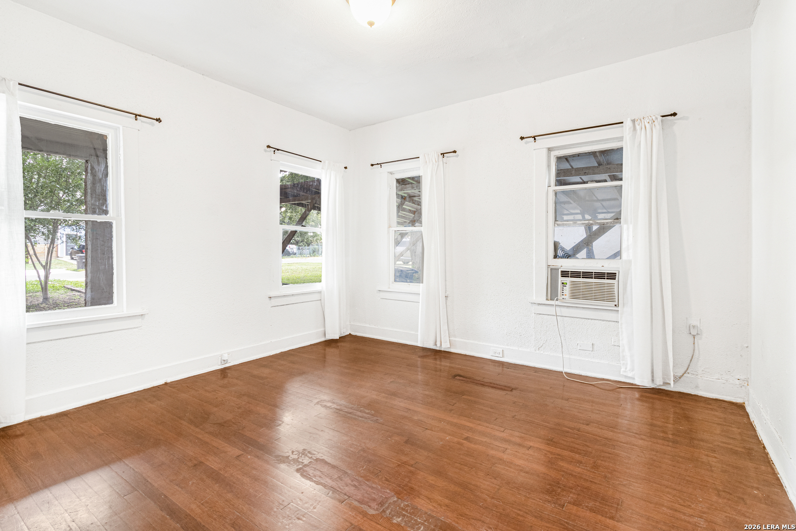 1434 Hicks Avenue San Antonio TX 78210