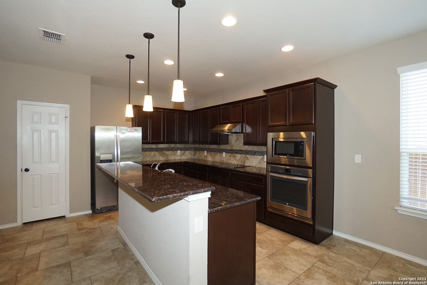 3723 Indian Hills Selma TX 78154