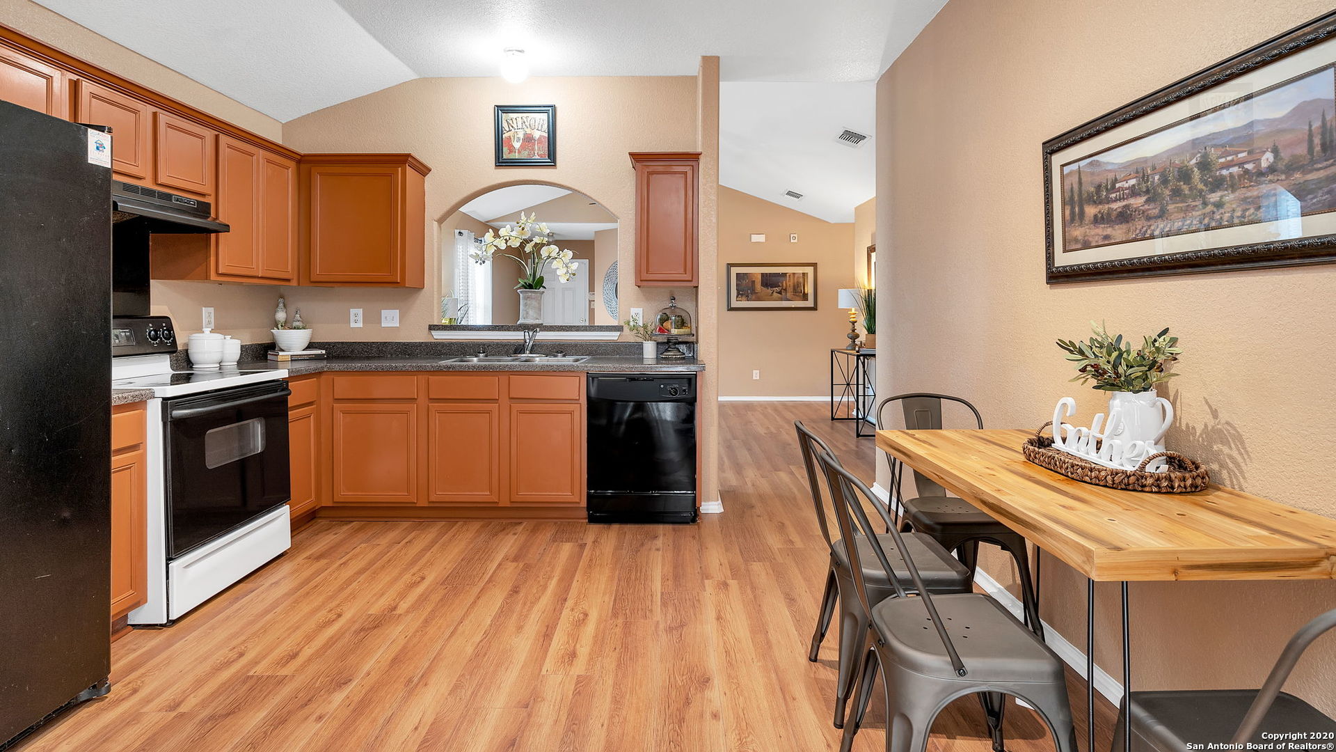 1022 Avocet San Antonio TX 78245