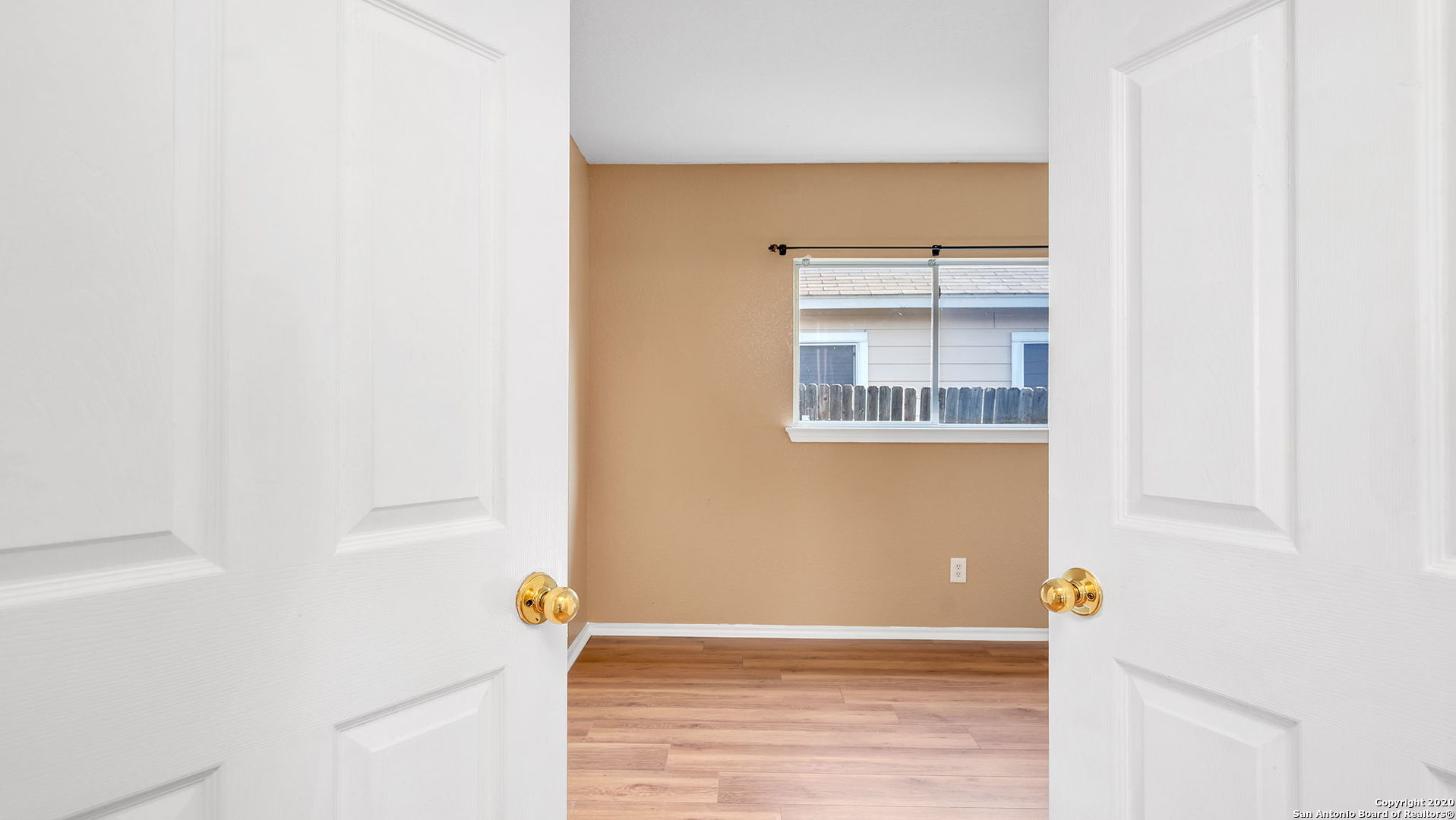 1022 Avocet San Antonio TX 78245