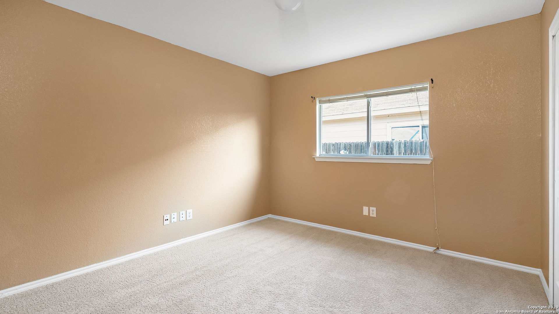 1022 Avocet San Antonio TX 78245