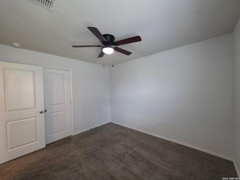 8107 Falcon Meadow Converse TX 78109