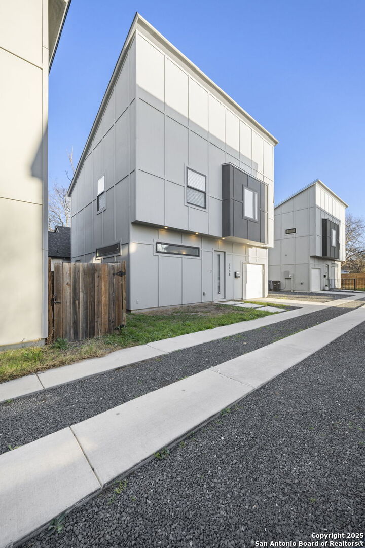 1138 Gibbs San Antonio TX 78202