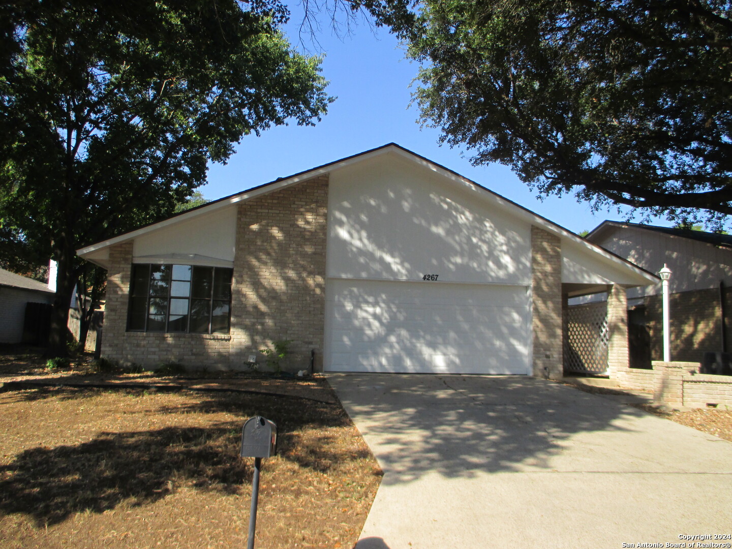 4267 Putting Green San Antonio TX 78217