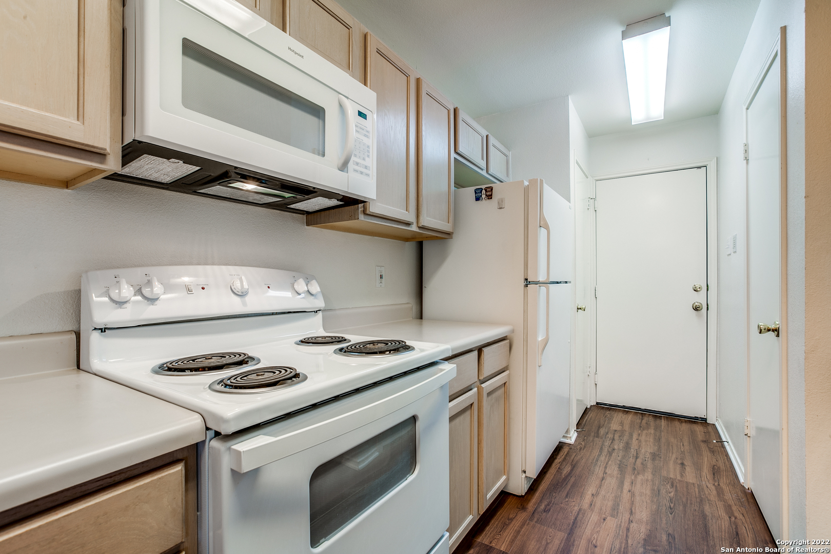 6063 Bantry Bay San Antonio TX 78240