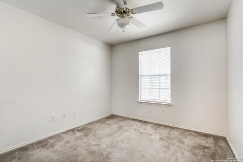 6063 Bantry Bay San Antonio TX 78240