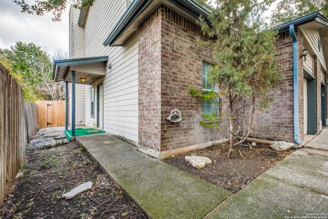 6063 Bantry Bay San Antonio TX 78240
