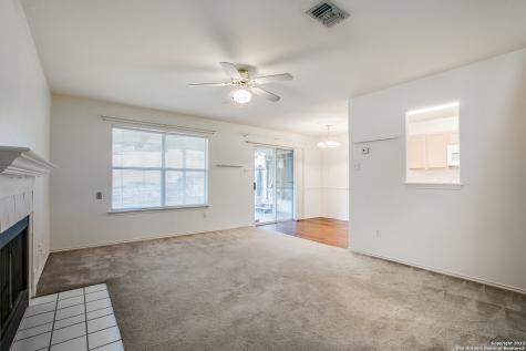 6063 Bantry Bay San Antonio TX 78240