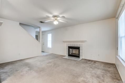6063 Bantry Bay San Antonio TX 78240