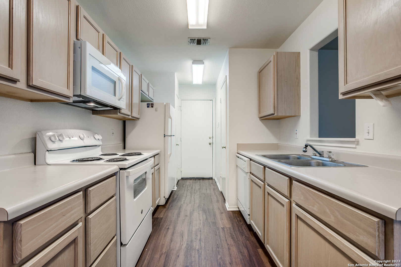 6063 Bantry Bay San Antonio TX 78240
