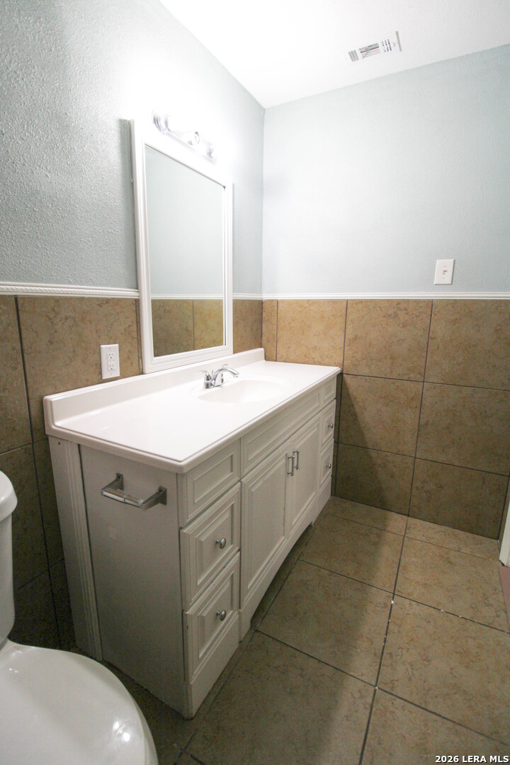 10535 Breeds Hill San Antonio TX 78245