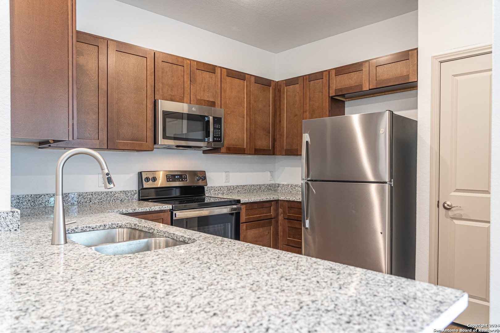 7703 Briarwood Pass San Antonio TX 78252