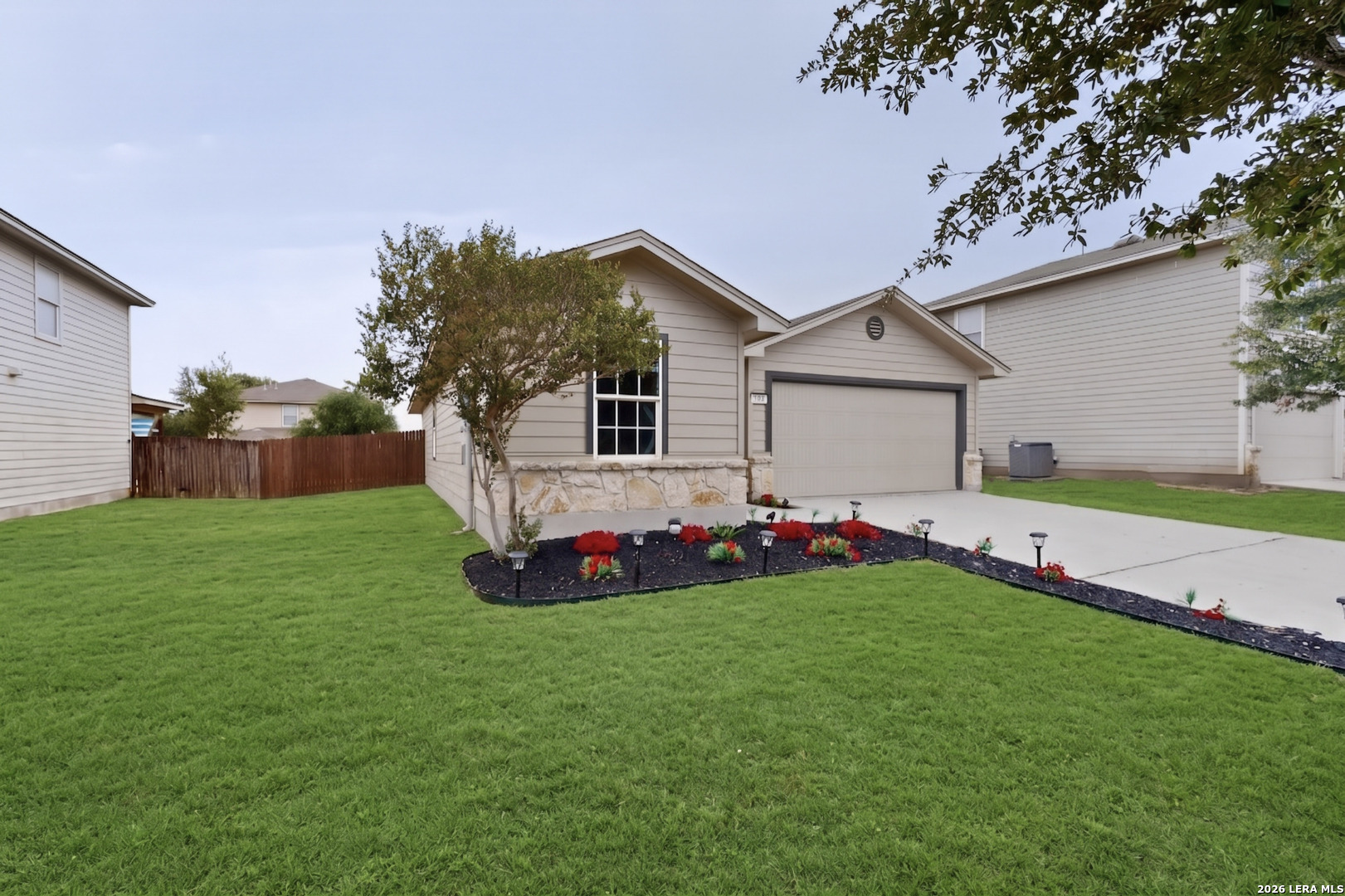 819 Six Iron San Antonio TX 78221
