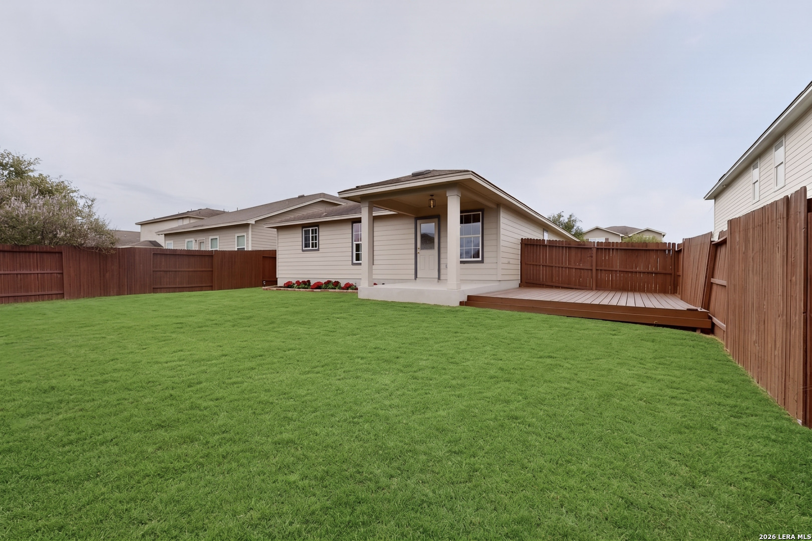 819 Six Iron San Antonio TX 78221