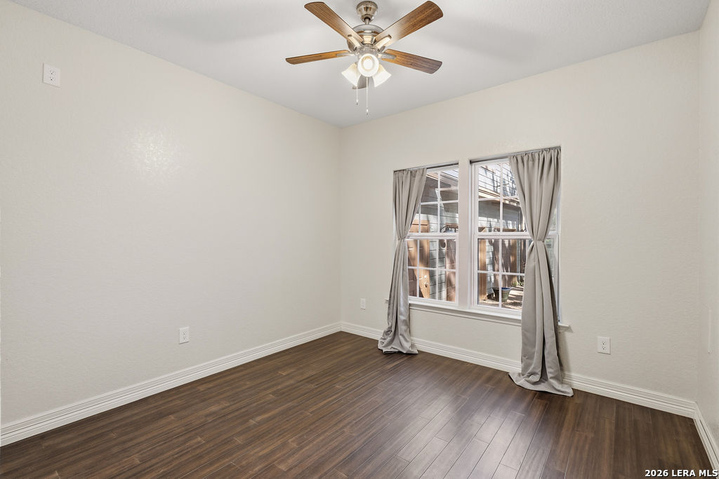 333 E Hafer San Antonio TX 78214