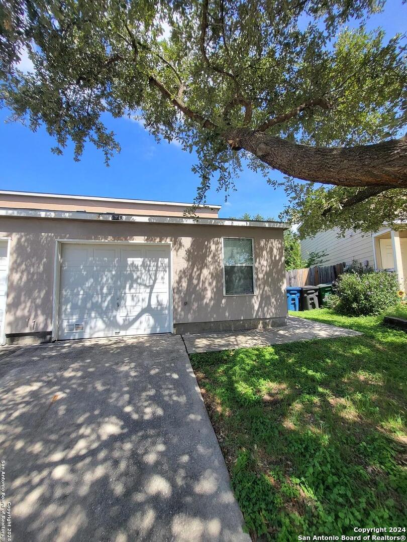 8009 Maverick Climb San Antonio TX 78250