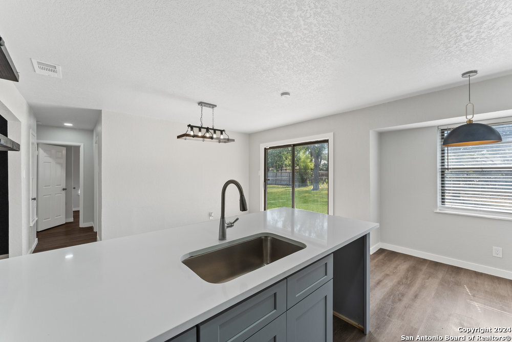 7210 Cloverfield Lane San Antonio TX 78227