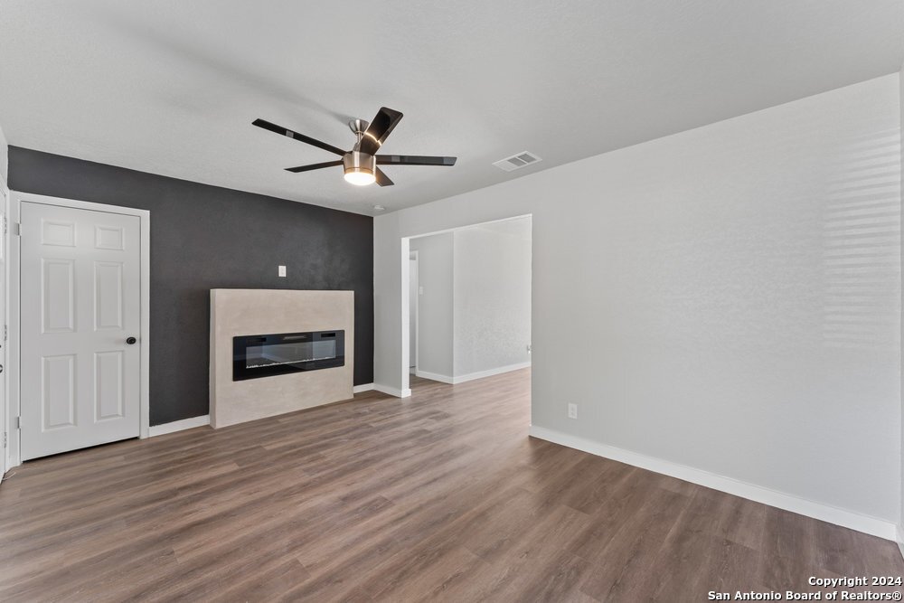 7210 Cloverfield Lane San Antonio TX 78227