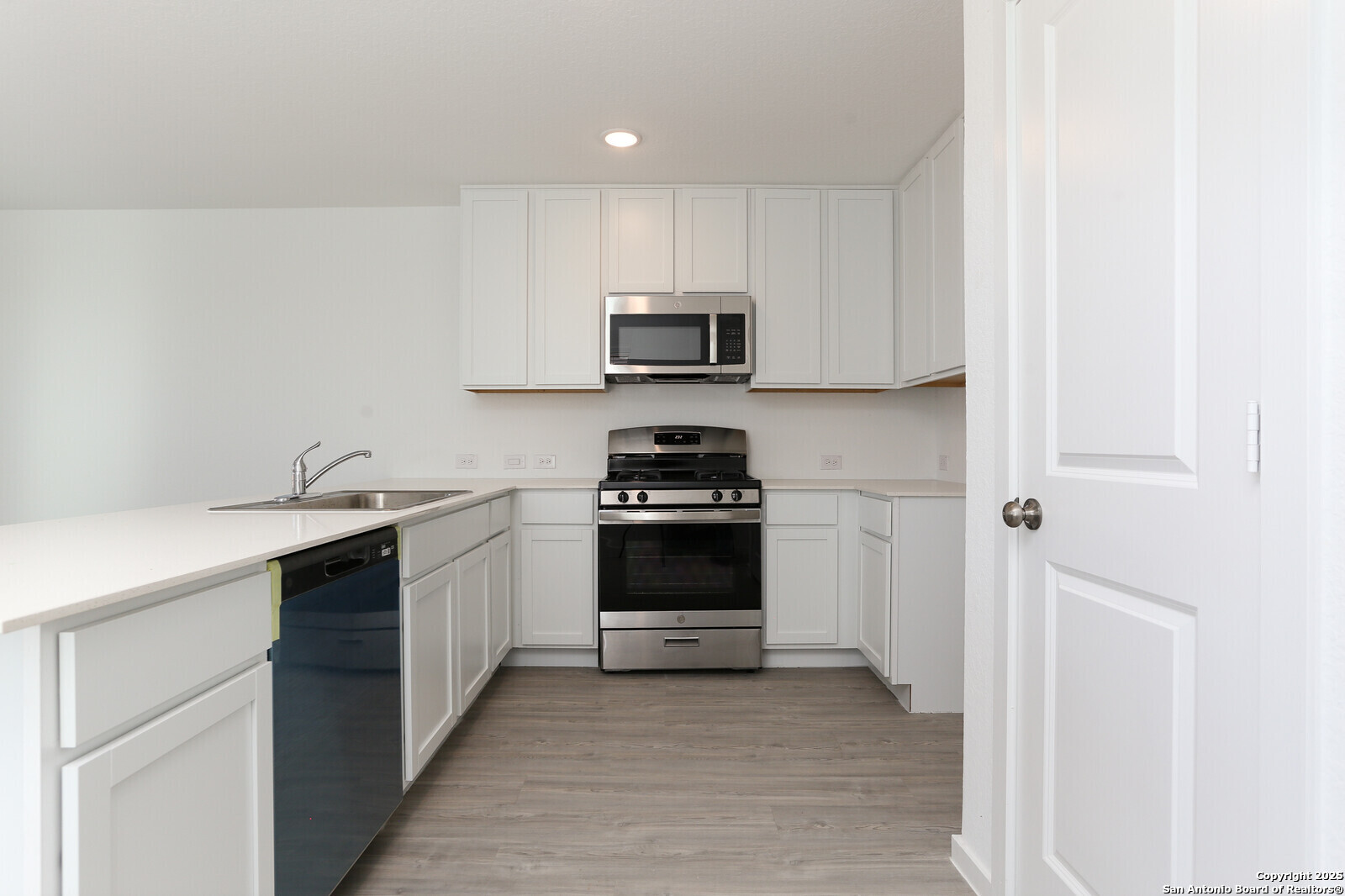 3710 Millbrook Way San Antonio TX 78245