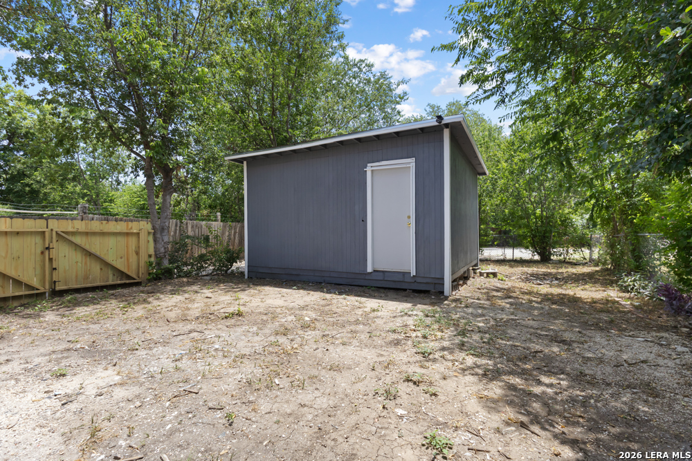 1710 N Navidad Street San Antonio TX 78201