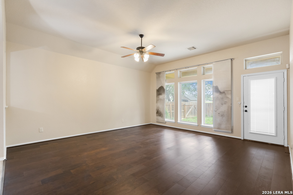 8710 White Crown San Antonio TX 78254