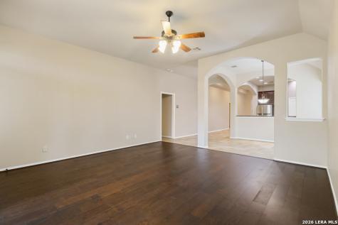 8710 White Crown San Antonio TX 78254