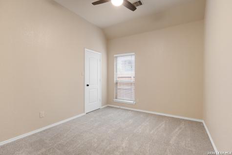 8710 White Crown San Antonio TX 78254