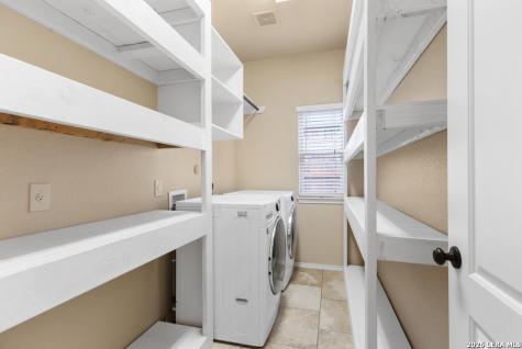 8710 White Crown San Antonio TX 78254