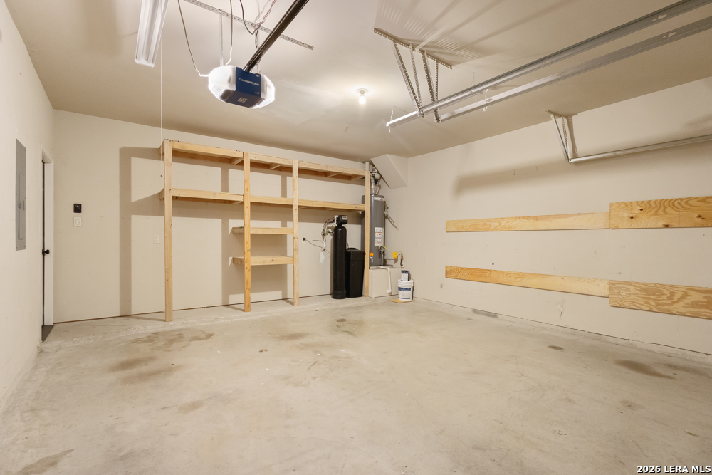 8710 White Crown San Antonio TX 78254