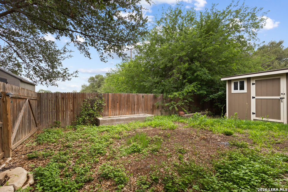 8710 White Crown San Antonio TX 78254