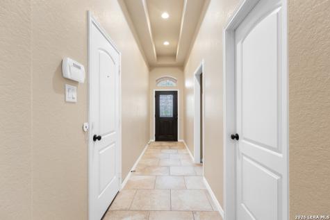 8710 White Crown San Antonio TX 78254