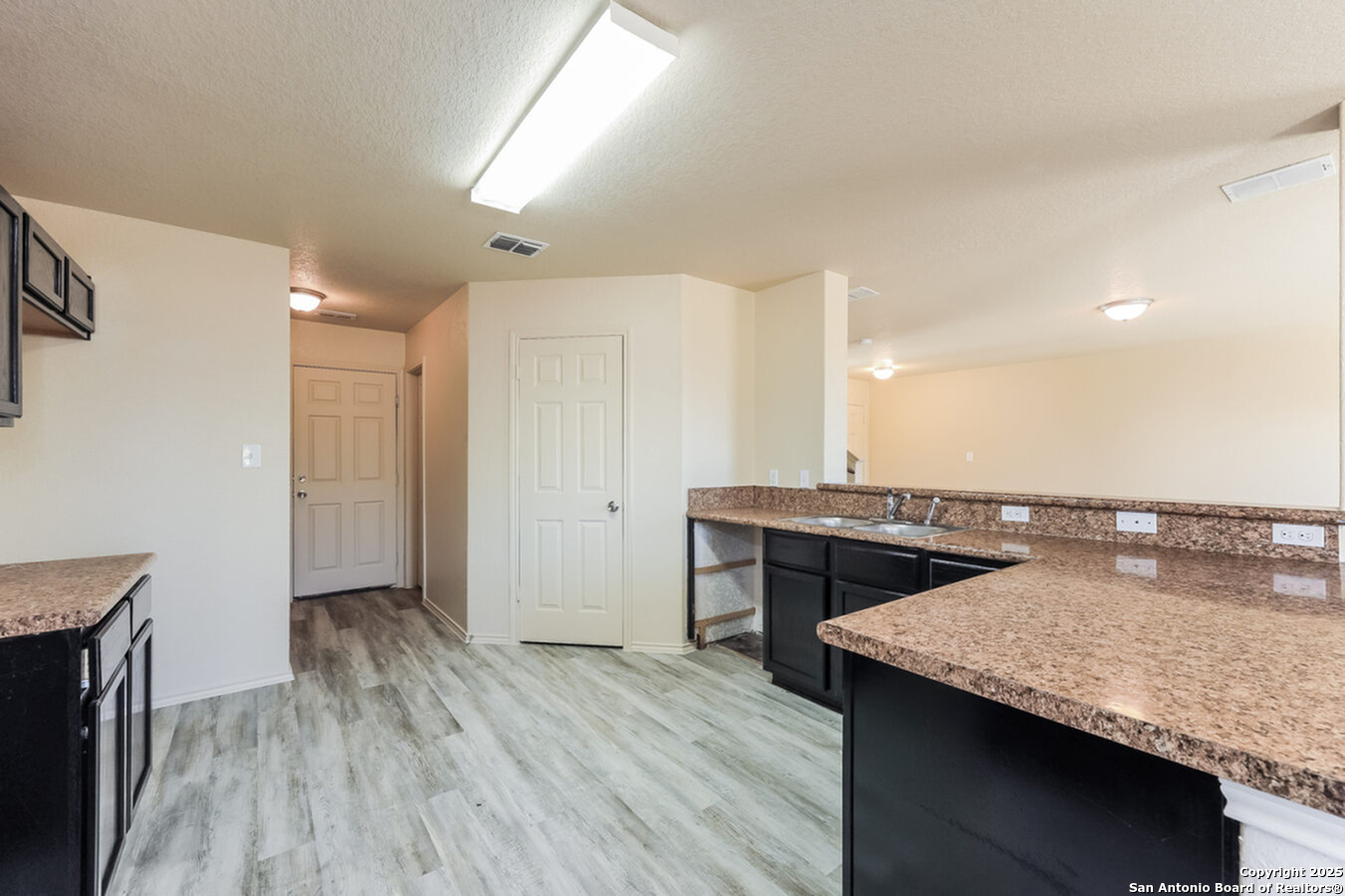 1406 Durango Run San Antonio TX 78245