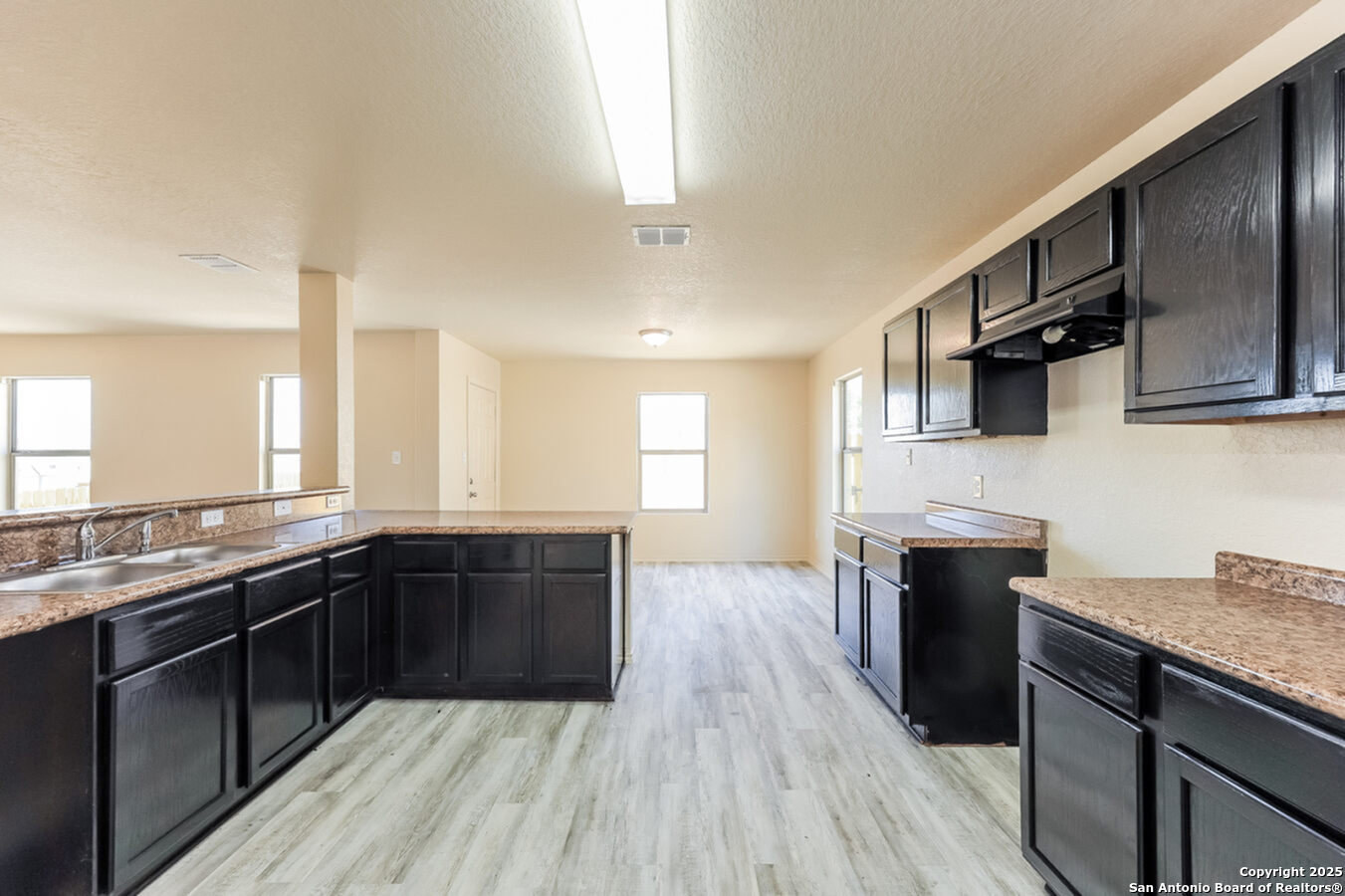 1406 Durango Run San Antonio TX 78245